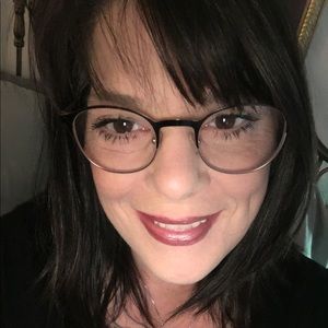 Meet your Posher, Janet